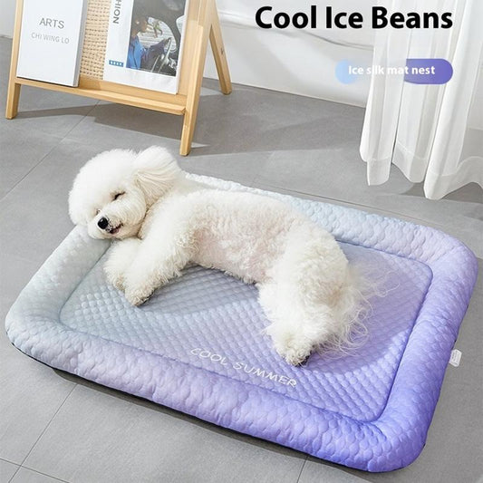 Tapis rafraîchissant pour chiens et chats - Couverture rafraîchissante d'été « Ice Silk » aux couleurs dégradées, coussin de couchage doux et respirant pour les sols d'intérieur, les canapés et les trajets en voiture